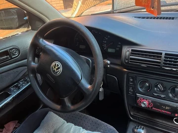 Авто Volkswagen Passat Sedan 1997 № 8846112