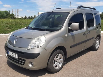 Авто Renault Kangoo Passenger 2010 № 8846335