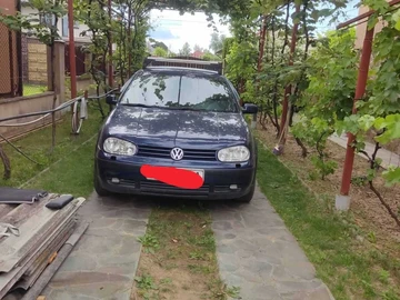 Авто Volkswagen Golf 1998 № 8846366