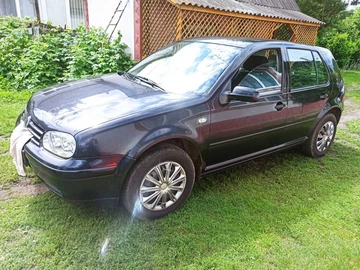 Авто Volkswagen Golf 2002 № 8846421