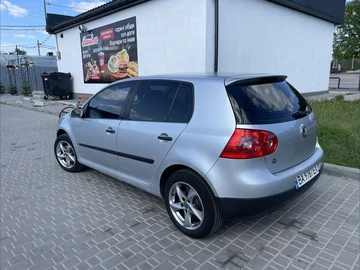 Авто Volkswagen Golf 2003 № 8846532