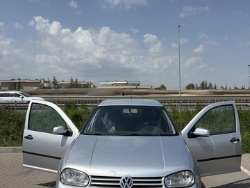 Авто Volkswagen Golf 2001 № 8846582