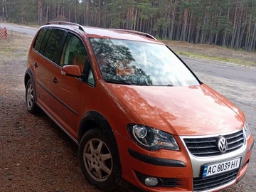 Авто Volkswagen Touran 2008 № 8846589