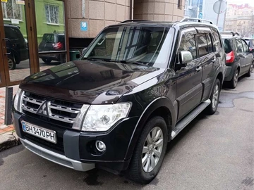 Авто Mitsubishi Pajero 2010 № 8846684