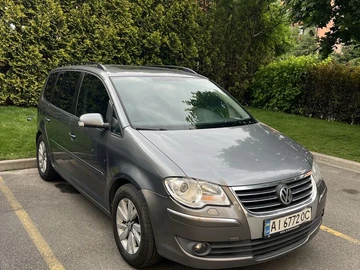 Авто Volkswagen Touran 2006 № 8847128
