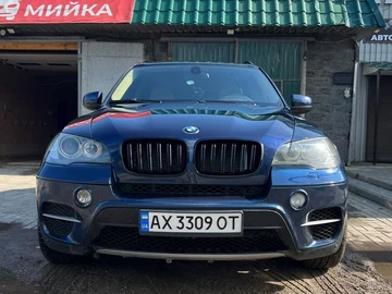 Авто BMW X5 2010 № 8847133