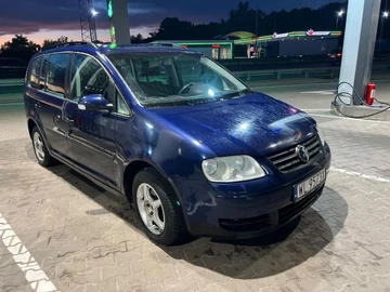 Авто Volkswagen Touran 2005 № 8847232