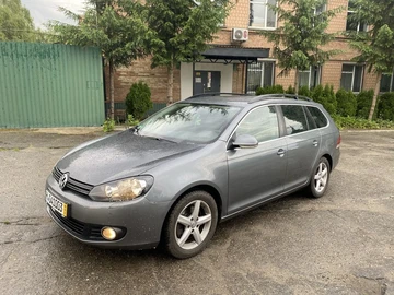 Авто Volkswagen Golf 2010 № 8847244