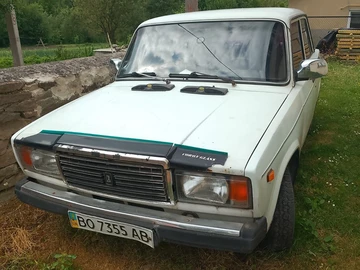 Авто ВАЗ 2107 1989 № 8847263