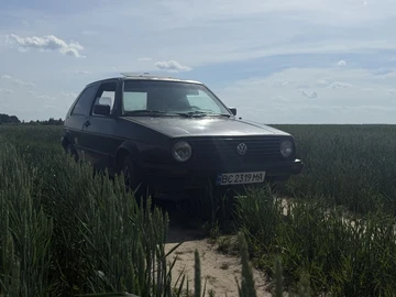 Авто Volkswagen Golf 1988 № 8847294