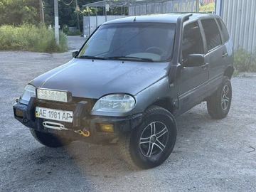 Авто Chevrolet Niva 2005 № 8847353