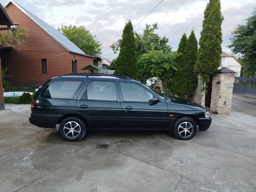 Авто Ford Escort 1995 № 8847633