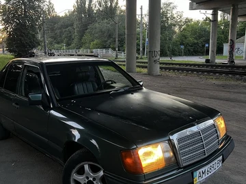 Авто Mercedes W124 1988 № 8847695