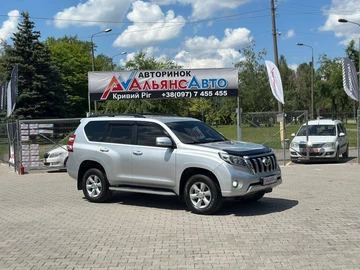 Авто Toyota Land Cruiser Prado 150 2013 № 8847703