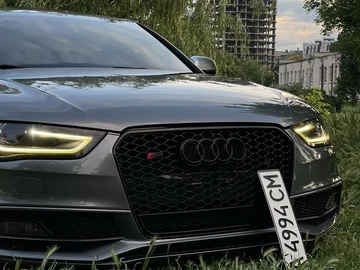 Авто Audi S4 2013 № 8847738