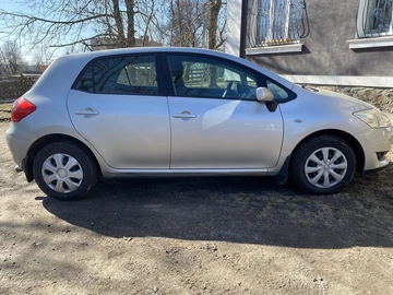 Авто Toyota Auris 2008 № 8847763