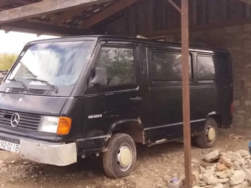 Авто Mercedes Mb 1995 № 8847865