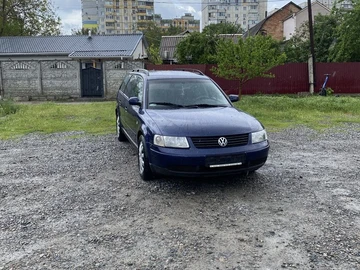 Авто Volkswagen Passat Variant 2001 № 8847876