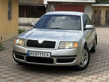 Авто Skoda Superb 2002 № 8847878