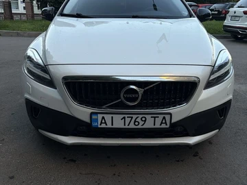Авто Volvo V40 Kombi 2016 № 8847879