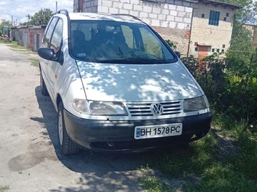Авто Volkswagen Sharan 1999 № 8848317