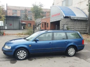 Авто Volkswagen Passat Hatchback 1998 № 8848375