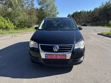 Авто Volkswagen Touran 2009 № 8848407