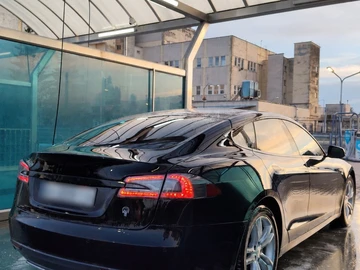 Авто Tesla Model S 2015 № 8848414