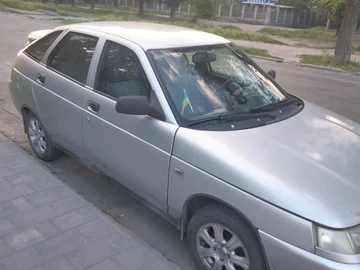 Авто ВАЗ 2112 2006 № 8848416