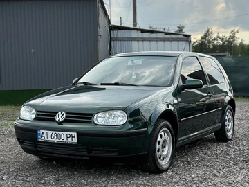 Авто Volkswagen Golf 2000 № 8848519