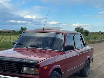 Авто ВАЗ 2107 1989 № 8848558