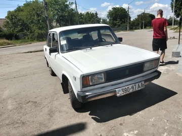 Авто ВАЗ 2105 1995 № 8848637