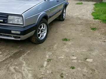 Авто Volkswagen Jetta 1992 № 8848774