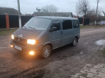 Авто Volkswagen Transporter 1996 № 8848778