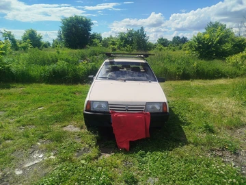 Авто ВАЗ 2109 1995 № 8848958