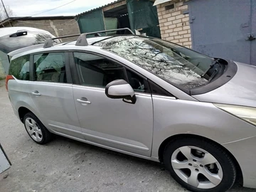 Авто Peugeot 3008 2009 № 8849086