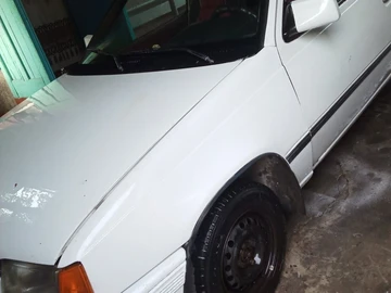 Авто Opel Kadett 1985 № 8849096
