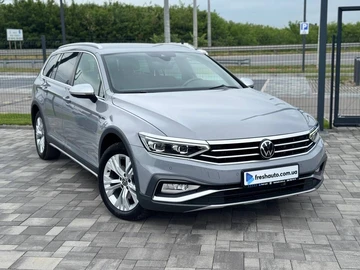 Авто Volkswagen Passat Variant 2023 № 8849196