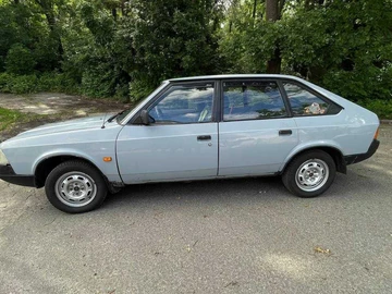 Авто  2141 1995 № 8849207