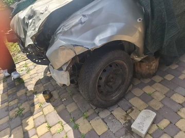 Авто Renault 4 2007 № 8849382