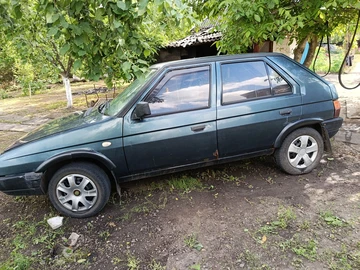 Авто Skoda Favorit 1992 № 8849393