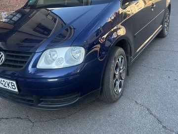 Авто Volkswagen Touran 2005 № 8849475