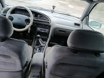Авто Ford Mondeo 1994 № 8849520