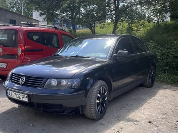 Авто Volkswagen Passat Sedan 1999 № 8849531