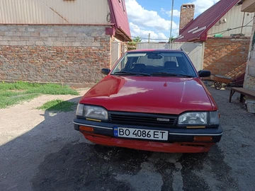 Авто Mazda 323 1987 № 8849644