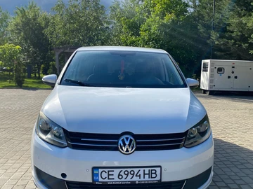 Авто Volkswagen Touran 2011 № 8849731
