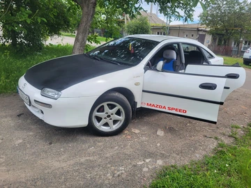 Авто Mazda 323 1996 № 8849740