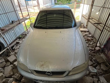 Авто Opel Vectra 2000 № 8849763