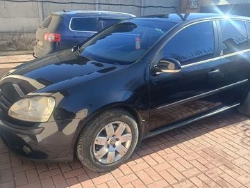 Авто Volkswagen Golf 2005 № 8849866