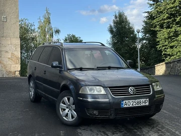 Авто Volkswagen Passat Variant 2003 № 8849868